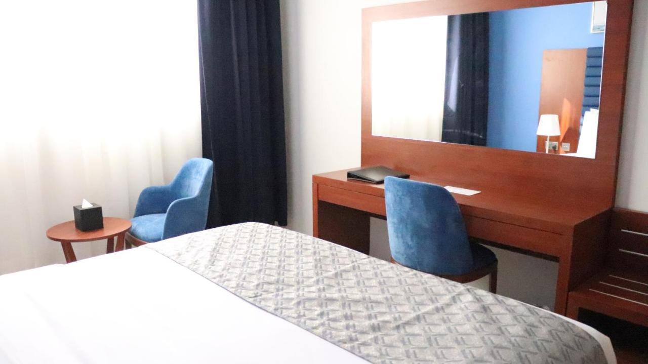 Al Riyadh Hotel Apartments Abu Dhabi Ngoại thất bức ảnh