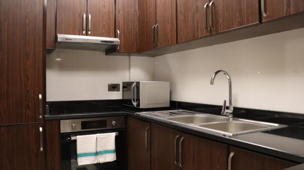 Al Riyadh Hotel Apartments Abu Dhabi Ngoại thất bức ảnh