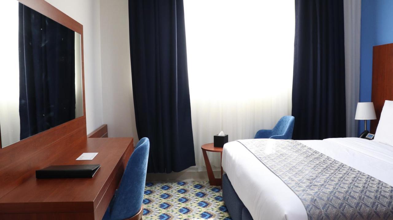 Al Riyadh Hotel Apartments Abu Dhabi Ngoại thất bức ảnh