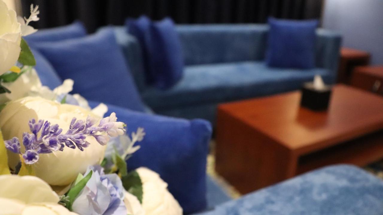 Al Riyadh Hotel Apartments Abu Dhabi Ngoại thất bức ảnh
